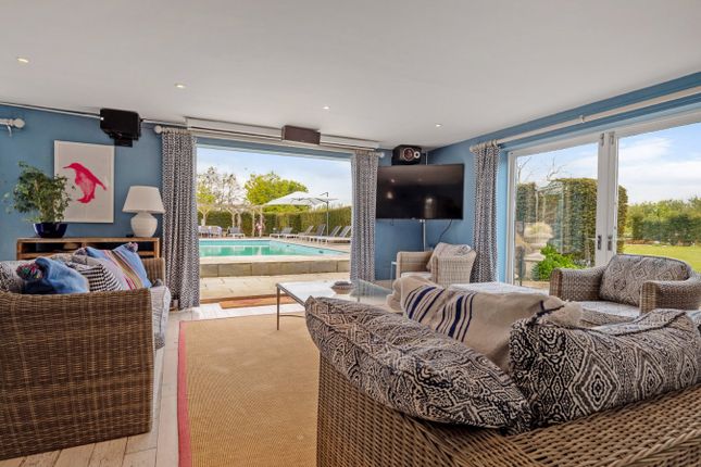 Pool House