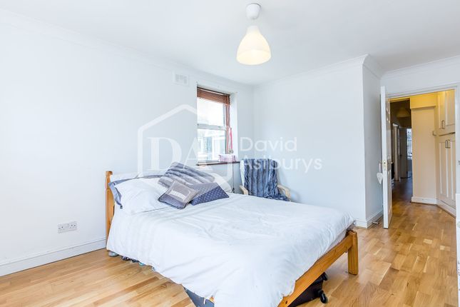 131A, Turnpike Lane, Turnpike Lane photo 2