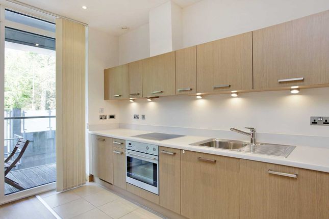 98, Oswald Building, London photo 4