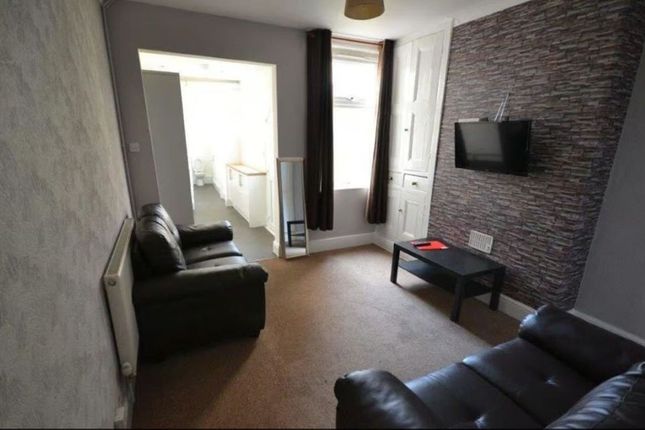 Terraced house to rent in Grasmere Street, Leicester