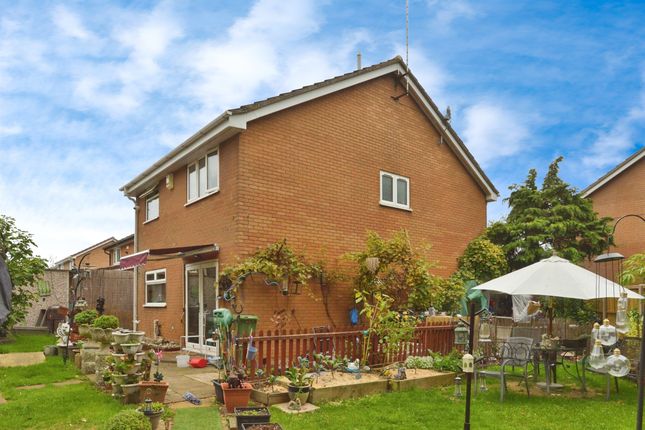 68, Padstow Avenue, Milton Keynes photo 2