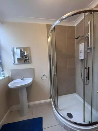 29, Tennyson Road, London photo 3