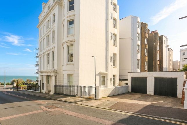Flat 4, 5-6 Clarendon Terrace, Brighton photo 4