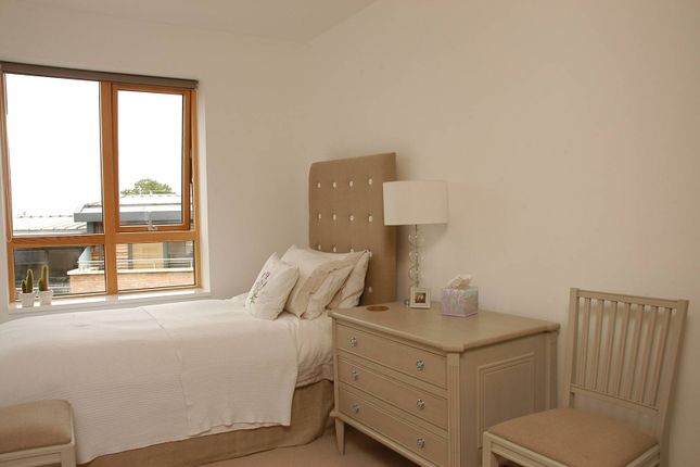 Thumbnail Flat to rent in Trinty Gate, Guildford
