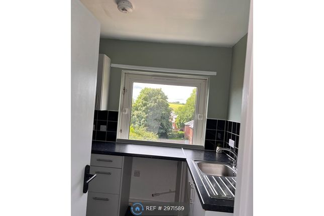 Firthcliffe Road, Liversedge photo 5