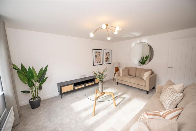 341, Morton Way, Thornbury photo 4