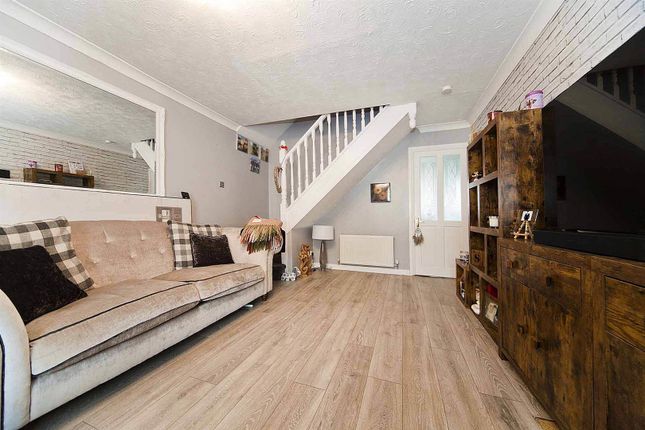 11, Lakemore, Peterlee photo 4
