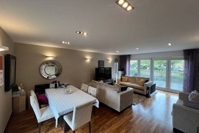 2 Kings Mill Way, Uxbridge photo 3