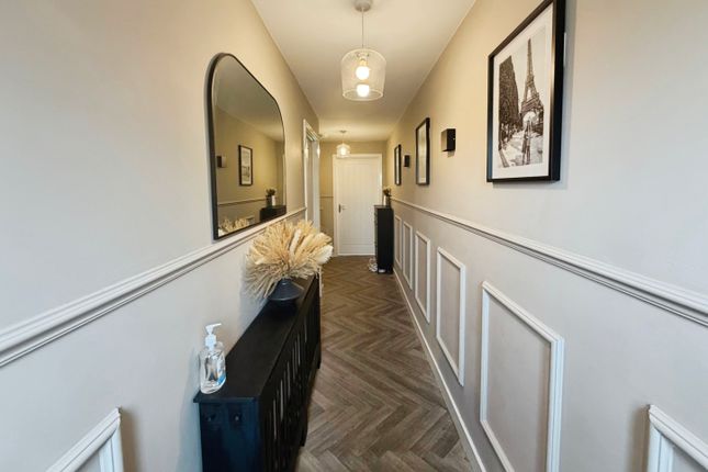 38, Jasper Avenue, Chesterfield photo 2