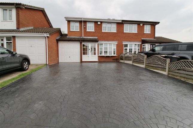 Front Garden/Driveway