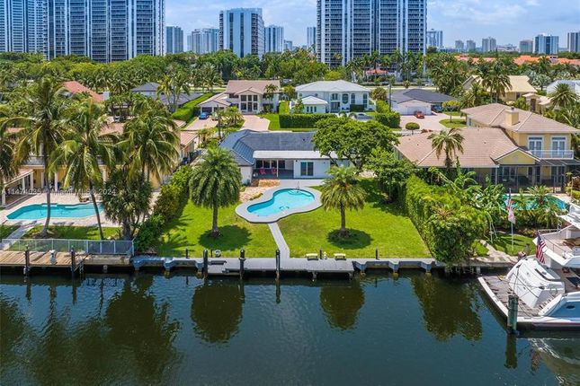 Thumbnail Property for sale in 430 Holiday Dr, Hallandale Beach, Florida, 33009, United States Of America