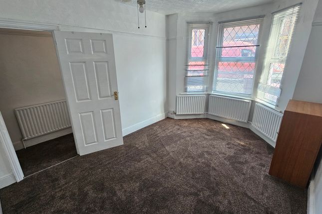 24, Franklin Street, Reading photo 2