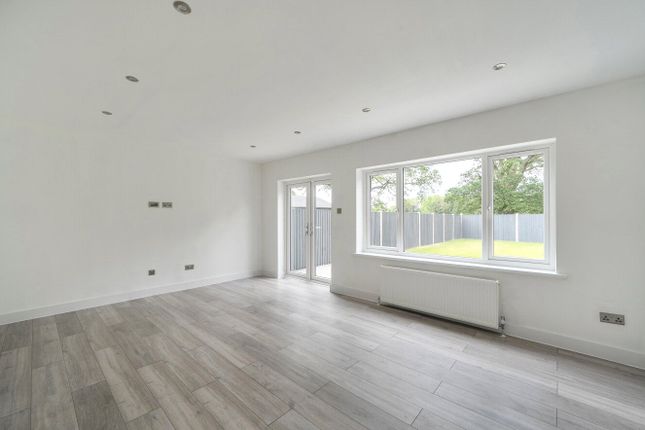 29, Jerrymoor Hill, Wokingham photo 4