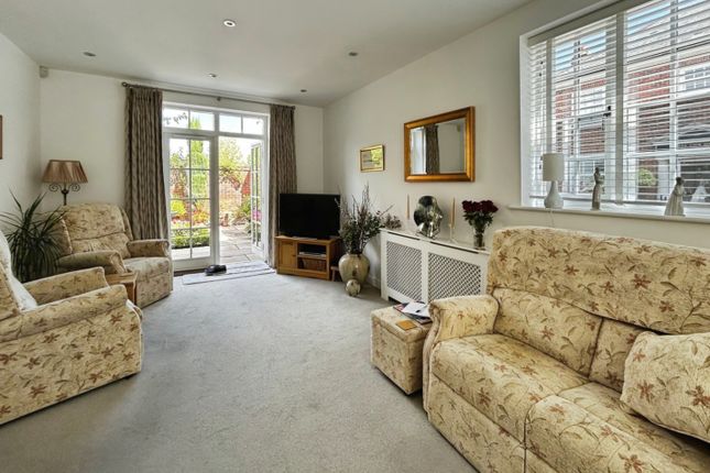 3, Three Fields Road, Tenterden photo 3
