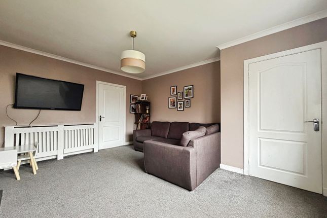 78, Easterton Avenue, Glasgow photo 4