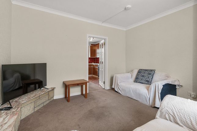 166 High Street, Auchterarder photo 3