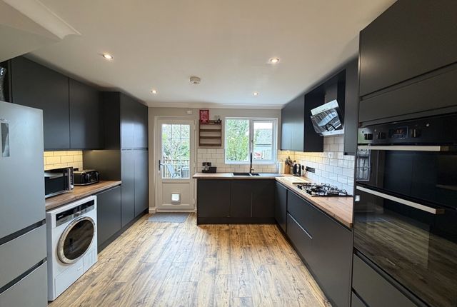 17, Sawmills Way Devon, Honiton photo 3