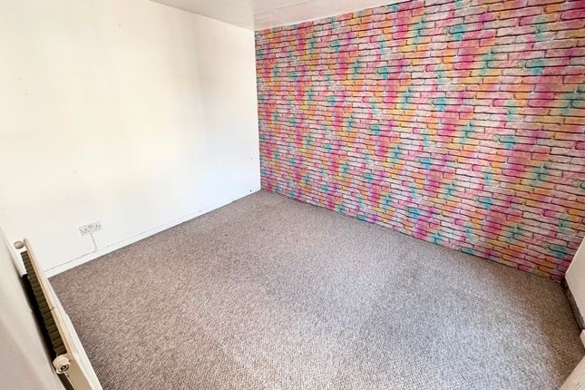 21 Dean Street, Rhondda Cynon Taff photo 4