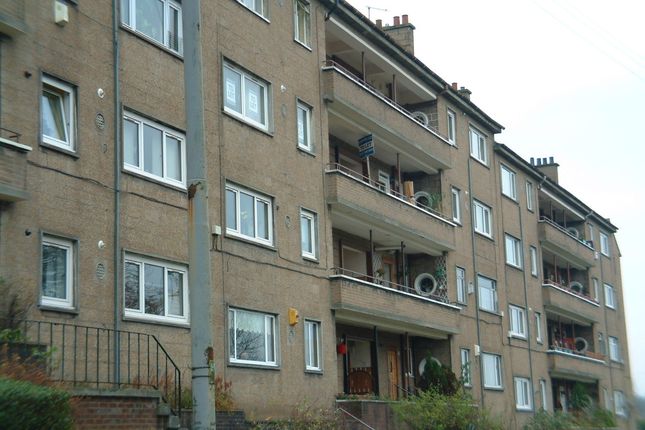 Flat to rent in Thornliebank, Barmill Road, - Unfurnished