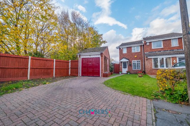 40, Tackford Close, Castle Bromwich photo 2