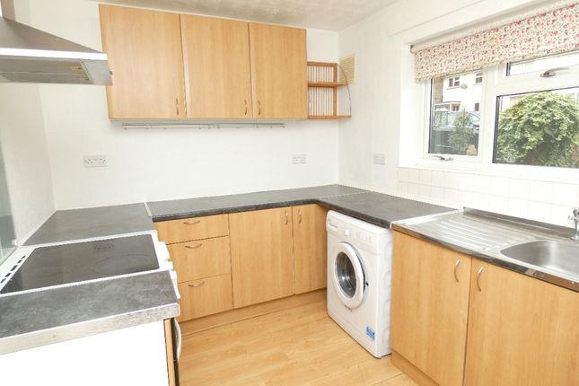 18, Cholwell Road, Stevenage photo 2