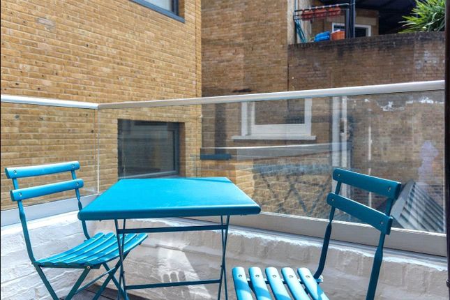 Flat 3 Lowri Building, 114, Tooley Street, London photo 4
