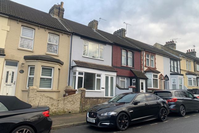 Thumbnail Terraced house to rent in Windmill Road, Gillingham, Kent