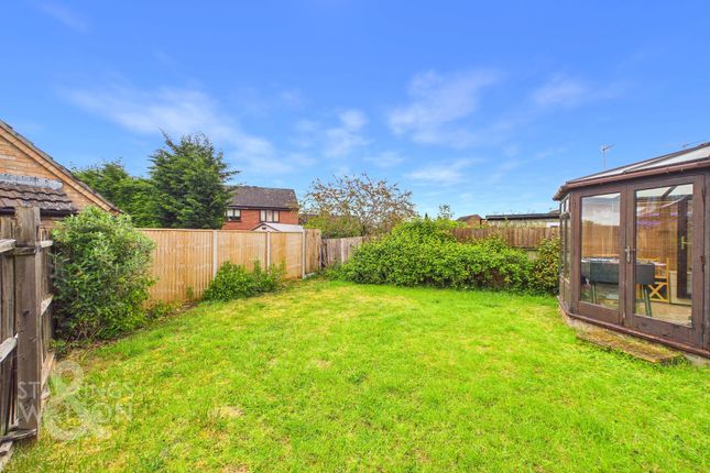 28 Gunton Road, Norwich photo 4