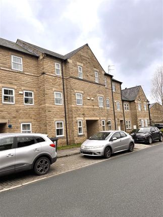 Thumbnail Town house to rent in Calico Crescent, Carrbrook, Stalybridge