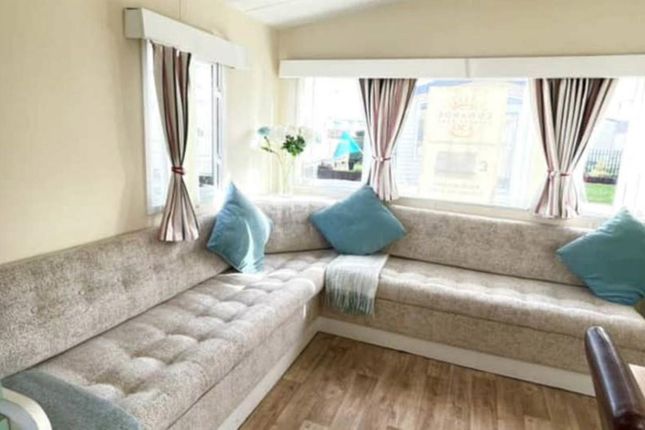 Holiday Home, ABI Weekender Plus, Gaink road, Towyn photo 3