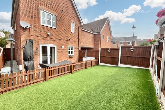 25 Parklands Drive, Crewe photo 4