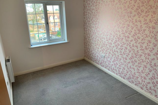 Flat to rent in College Court, York