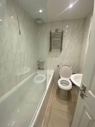 Room 1, Flat 5, 121, Gloucester Place, London photo 5