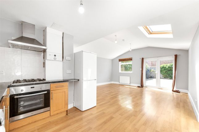 Ground Floor Flat A, 5, Ardfern Avenue, London photo 2