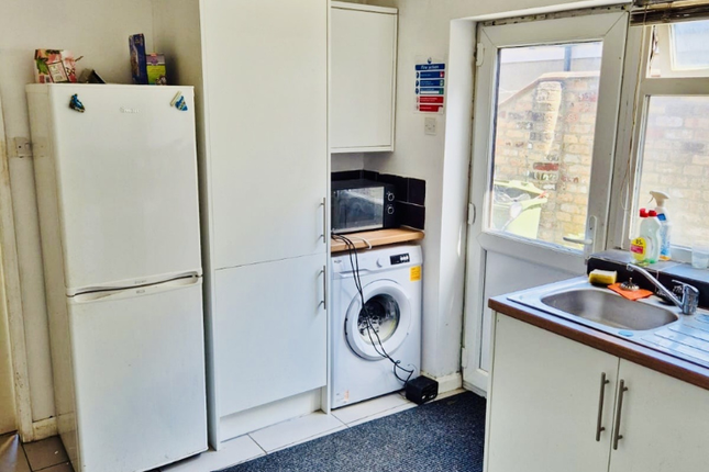 415, Cleethorpe Road, Grimsby photo 3