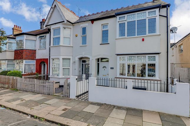 Thumbnail Semi-detached house to rent in Ronald Park Avenue, Westcliff-On-Sea