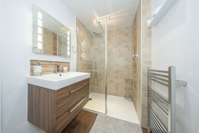 181 Waverley Crescent, Livingston photo 3