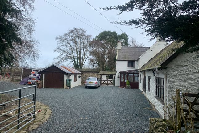 Thumbnail Farmhouse for sale in Rhosmeirch, Llangefni, Anglesey