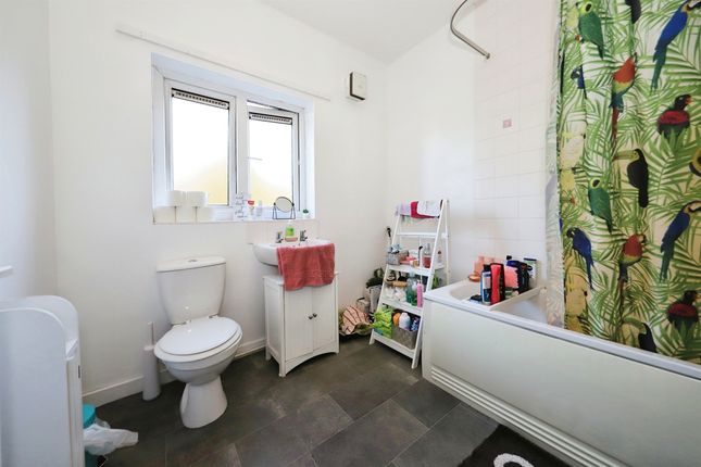 End terrace house for sale in Lunt Road, Bilston