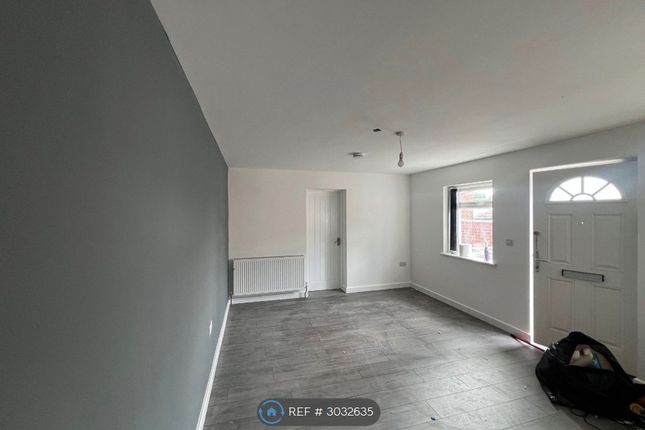 Flat  A, Wakefield photo 5