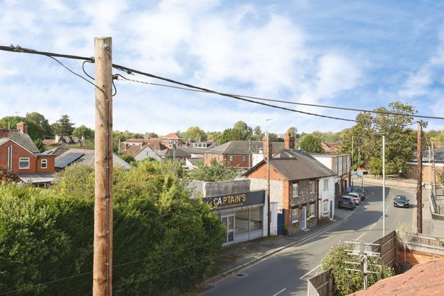 2a, Earls Court Road, Salisbury photo 3
