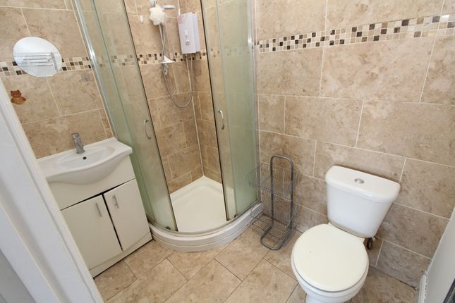 Weeks House, Bromley photo 3