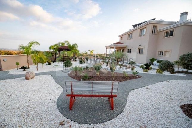 Villa for sale in Anarita, Paphos, Cyprus