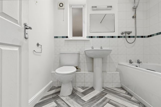 Apartment 6, 93, Hawthorne Avenue, Nottingham photo 3