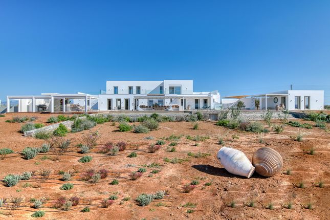 Detached house for sale in Laggeri, Paros, Cyclade Islands, South Aegean, Greece