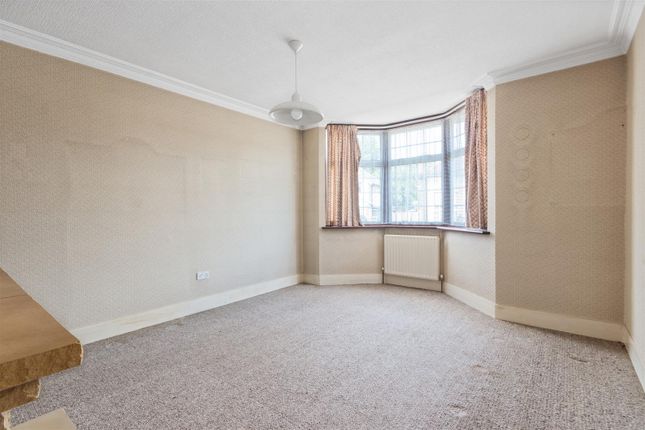 9, Wandle Road, Morden photo 2