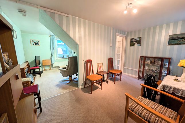 8 Upper Fforest Level, Mountain Ash photo 4