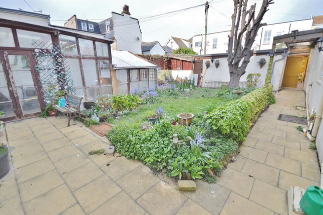 8, Orwell Road, Clacton-On-Sea photo 4