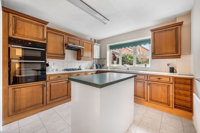 14 Defford Road, Pershore photo 2