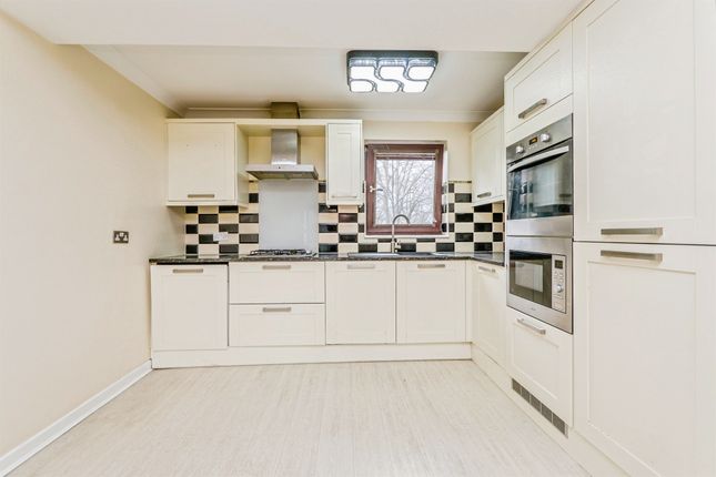 Flat 50, Bishopston House, The Crescent, Cardiff photo 3